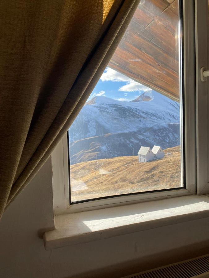 Yeti-Clubcom Hotel Goedaoeri Buitenkant foto