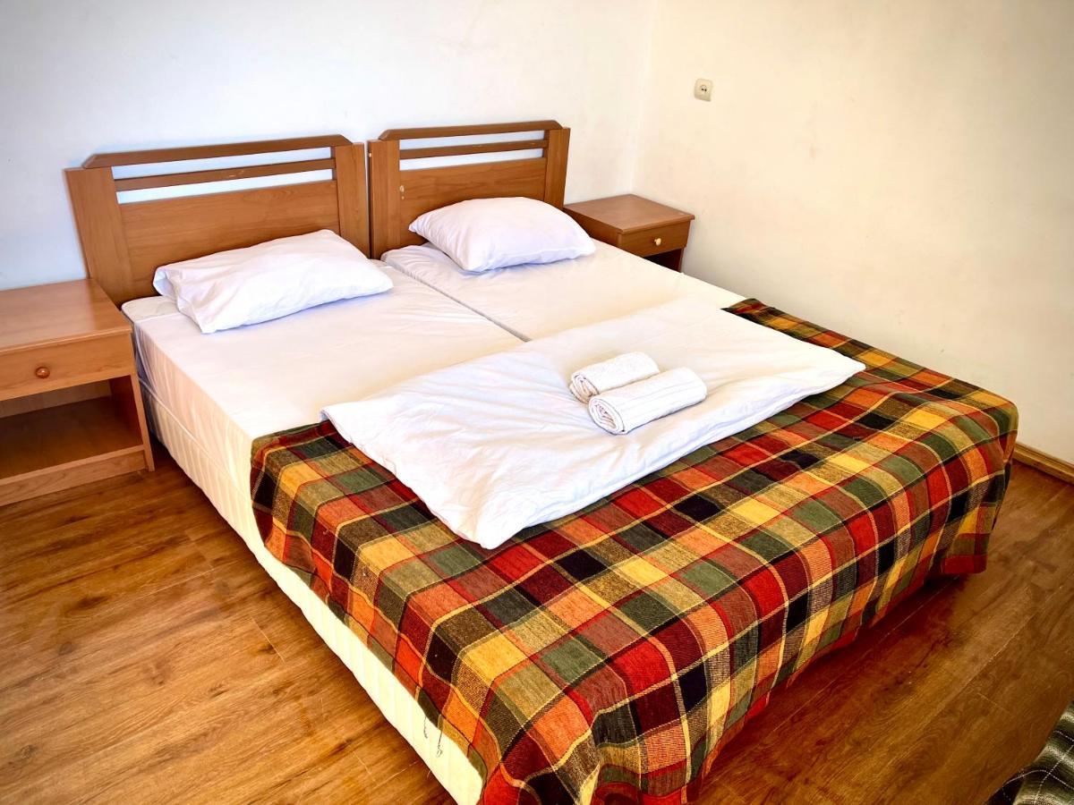Yeti-Clubcom Hotel Goedaoeri Buitenkant foto